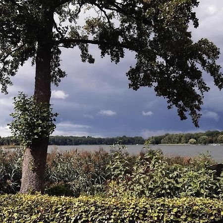 Bungalow Idylle Am See Neuruppin Exterior photo